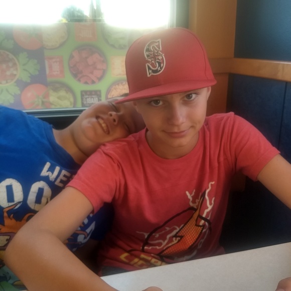 Meet your Posher, Sari - Picture 3 of 4